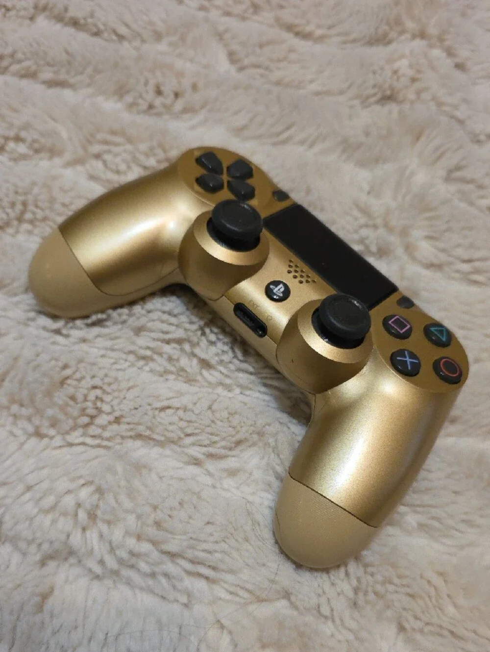 PS4 Sony Gold Wireless Controller with Black Buttons - (Broken)